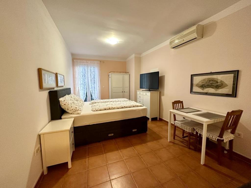 Ivana apartman Crikvenica Exterior foto